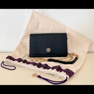 EUC Tory Burch “Robinson” chain wallet